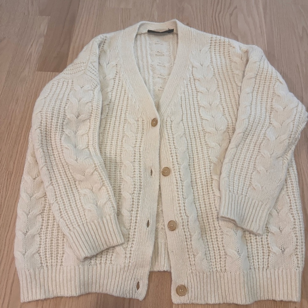 Jenni Kayne Cable Knit Cardigan - Picture 2 of 4